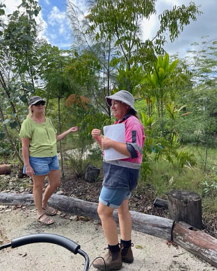 Moonaboola-meeting-place-BOGI-visit-bundaberg Organic-gardeners